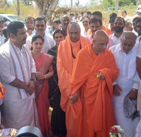 ಗುರುವರ್ಯರ ಆಶೀರ್ವಾದ