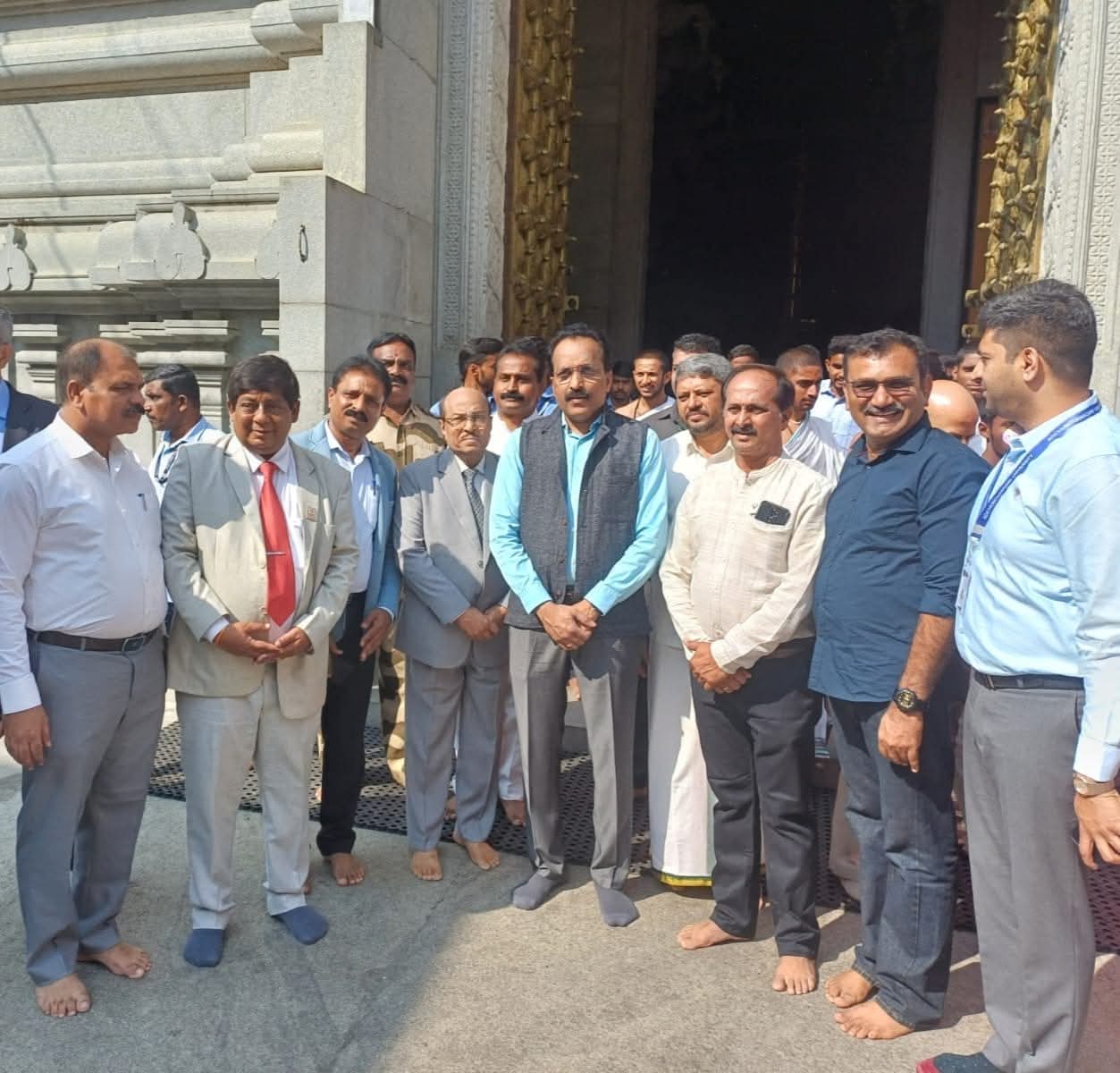 ದೇವಾಲಯ ಭೇಟಿ